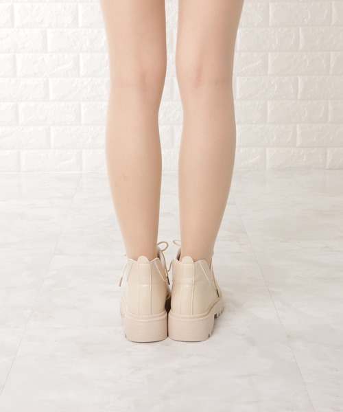 Lace Ladies（レースレディース）の「厚底レースアップショートブーツ（ブーツ・レディース・ブラック/ベージュ・23/24/22.5/24.5/23.5）」の8枚目の写真