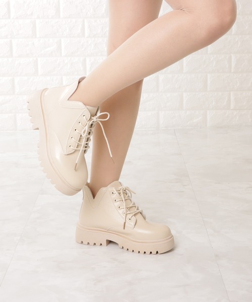 Lace Ladies（レースレディース）の「厚底レースアップショートブーツ（ブーツ・レディース・ブラック/ベージュ・23/24/22.5/24.5/23.5）」の9枚目の写真