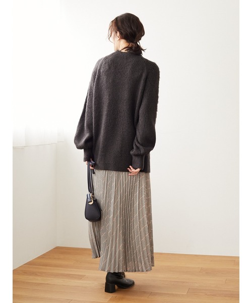 Green　Parks（グリーンパークス）の「毛ふきニットプルオーバー＊（ニット/セーター・レディース・チャコールグレー/イエロー/ブルー・FREE）」の15枚目の写真