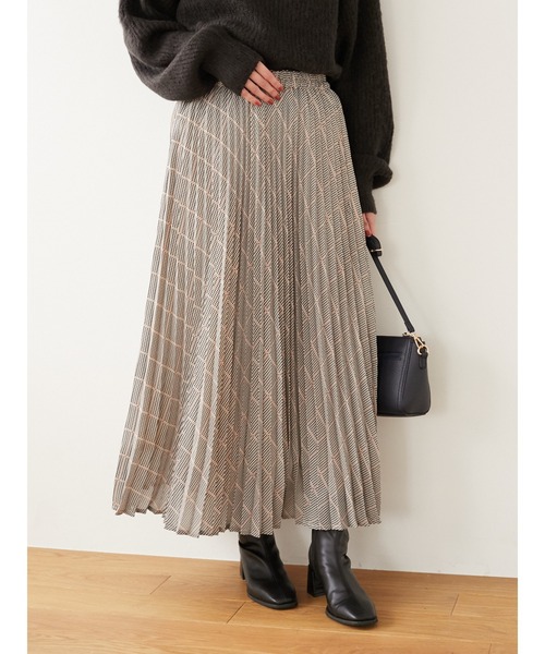 Green　Parks（グリーンパークス）の「毛ふきニットプルオーバー＊（ニット/セーター・レディース・チャコールグレー/イエロー/ブルー・FREE）」の18枚目の写真