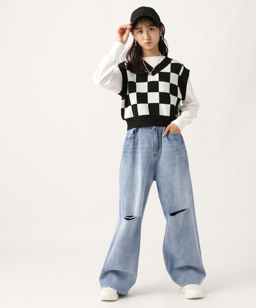 repipi armario(レピピ アルマリオ)の「USED風ウエストホックデニムパンツ(デニムパンツ・キッズ・サックスブルー/グレー/ホワイト/ブルー/ライトブルー/ホワイト系その他・SMALL/MEDIUM/LARGE)」の21枚目の写真