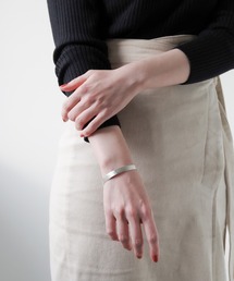 Newport | Hammer work Bangle(バングル/リストバンド)