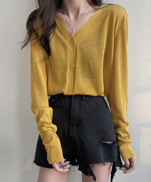 LUGG NAGG（ラグナグ）の「薄手ニット シアーカーディガン Vネック ボタン留め 羽織り Vネックシアーカーディガン（カーディガン/ボレロ・レディース・グレー/マスタード/パープル/ホワイト/ピンク/モスグリーン/ブラック/ブルー/バイオレット/オレンジ・ONE SIZE）」の8枚目の写真