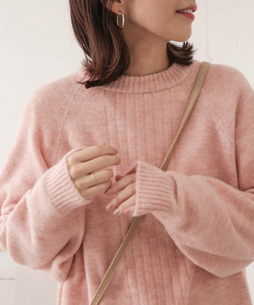 URBAN RESEARCH DOORS（アーバンリサーチドアーズ）の「クルーネックボリュームスリーブニット（ニット/セーター・レディース・ピンク/ミント/ライトベージュ・ONE）」の18枚目の写真