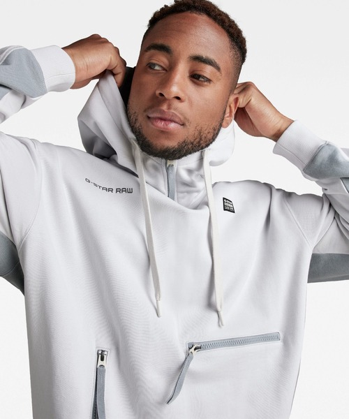 G-STAR（ジースター）の「HALF ZIP LOOSE HOODED SWEATER/パーカー/オーバーサイズ（パーカー・メンズ・ライトグレー/ブラウン系その他・LARGE/SMALL/MEDIUM/X-LARGE/X-SMALL）」の5枚目の写真