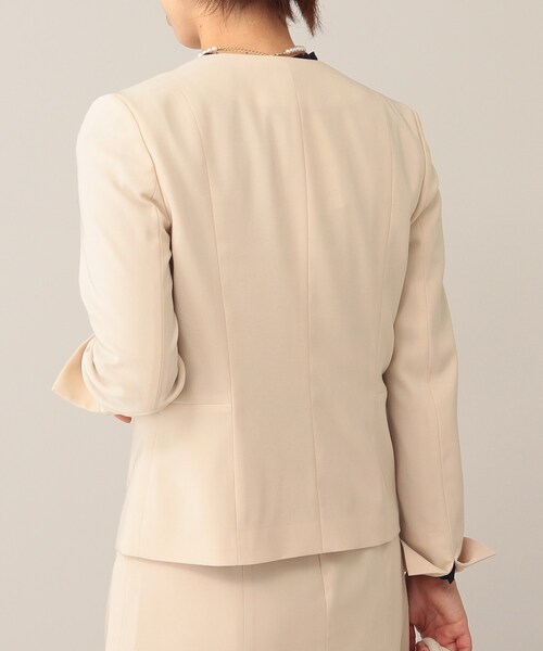 UNTITLED（アンタイトル）の「◆トリアセストレッチ ノーカラージャケット【洗える・抗菌防臭】（ノーカラージャケット・レディース・ブラック/ベージュ/ダークネイビー/ネイビー系9・02/01/03/00/04/42/44/48）」の14枚目の写真