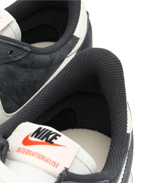 BEAMS（ビームス）の「NIKE / インターナショナリスト PGS レザー（スニーカー・メンズ・ブラウン系その他/チャコールグレー・28.0cm/27.5cm/26.5cm/27.0cm/29.0cm/26.0cm）」の19枚目の写真