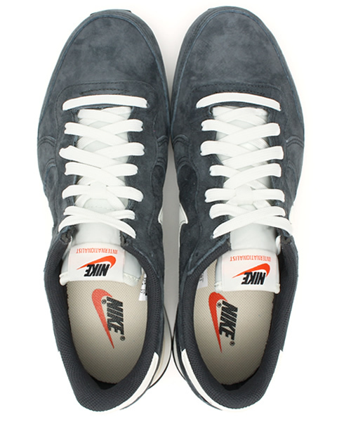 BEAMS（ビームス）の「NIKE / インターナショナリスト PGS レザー（スニーカー・メンズ・ブラウン系その他/チャコールグレー・28.0cm/27.5cm/26.5cm/27.0cm/29.0cm/26.0cm）」の22枚目の写真