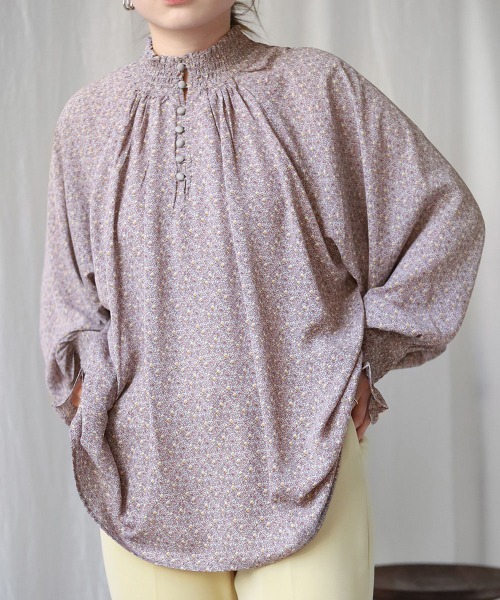 Bab（バブ）の「前後2WAY花柄シャーリングブラウス（シャツ/ブラウス・レディース・ライトブルー/ブラック/ベージュ・M）」の11枚目の写真