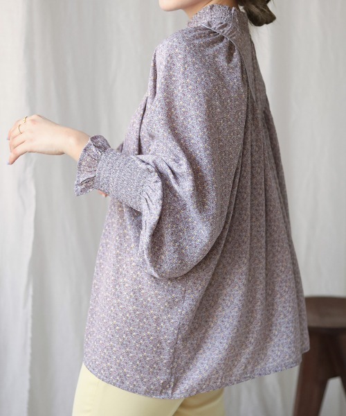 Bab（バブ）の「前後2WAY花柄シャーリングブラウス（シャツ/ブラウス・レディース・ライトブルー/ブラック/ベージュ・M）」の13枚目の写真