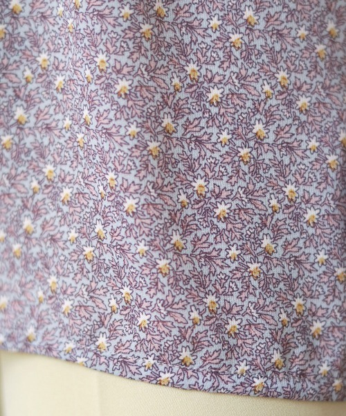 Bab（バブ）の「前後2WAY花柄シャーリングブラウス（シャツ/ブラウス・レディース・ライトブルー/ブラック/ベージュ・M）」の18枚目の写真