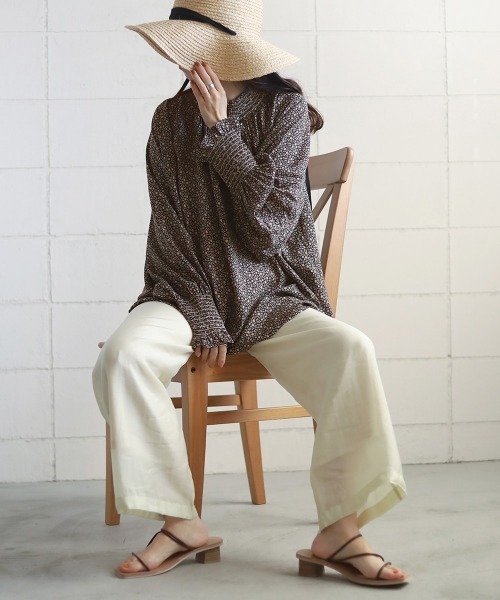 バブ Bab 前後2WAY花柄シャーリングブラウス （BROWN） バブ Bab 前後2WAY花柄シャーリングブラウス （BROWN） -靴