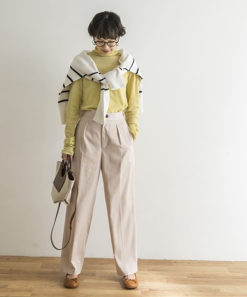 URBAN RESEARCH（アーバンリサーチ）の「『Gina 2022Spring掲載』シャーリングスリーブタートルネックカットソー（Tシャツ/カットソー・レディース・オフホワイト/イエロー/オレンジ・FREE）」の14枚目の写真