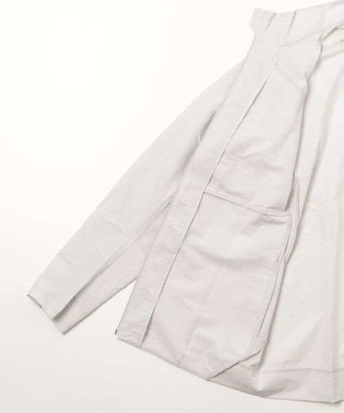 DESCENTE(デサント)の「【デサントアスレチック】ドッドエアースタンドカラージャケット / DOTAIR STAND COLLAR JACKET ストレッチ 高通気 ランニング トレーニング(その他トップス・メンズ・ホワイト/ネイビー/カーキ・SMALL/MEDIUM/LARGE/X-LARGE)」の5枚目の写真