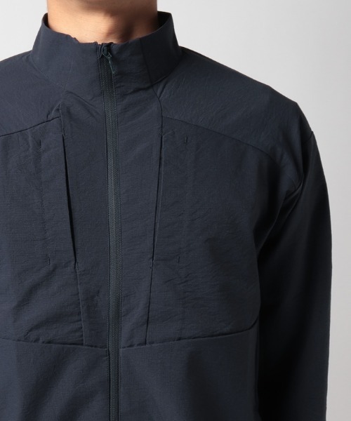 DESCENTE(デサント)の「【デサントアスレチック】ドッドエアースタンドカラージャケット / DOTAIR STAND COLLAR JACKET ストレッチ 高通気 ランニング トレーニング(その他トップス・メンズ・ホワイト/ネイビー/カーキ・SMALL/MEDIUM/LARGE/X-LARGE)」の13枚目の写真