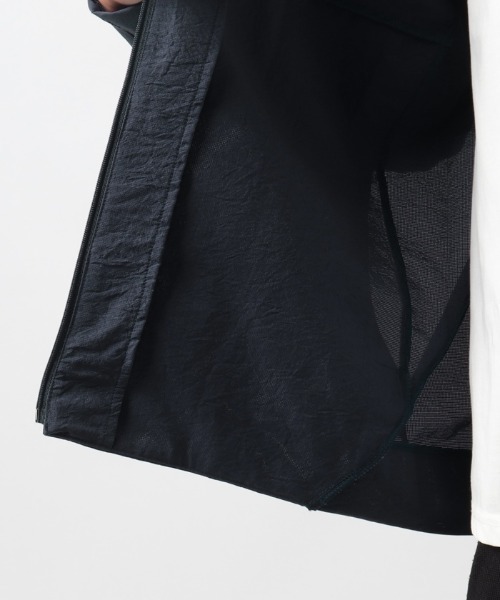 DESCENTE(デサント)の「【デサントアスレチック】ドッドエアースタンドカラージャケット / DOTAIR STAND COLLAR JACKET ストレッチ 高通気 ランニング トレーニング(その他トップス・メンズ・ホワイト/ネイビー/カーキ・SMALL/MEDIUM/LARGE/X-LARGE)」の9枚目の写真