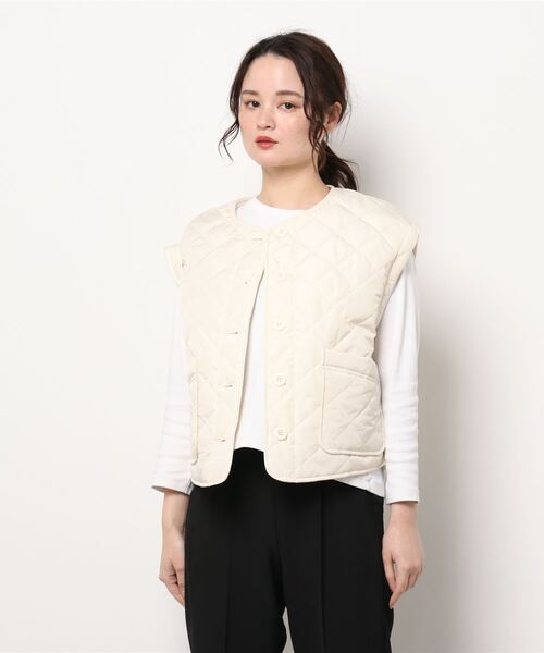 ehka sopo（エヘカソポ）の「2WAYキルトジャケット（袖脱着可能）（ノーカラージャケット・レディース・グレー/キナリ/ブラック・ﾌﾘ-）」の7枚目の写真