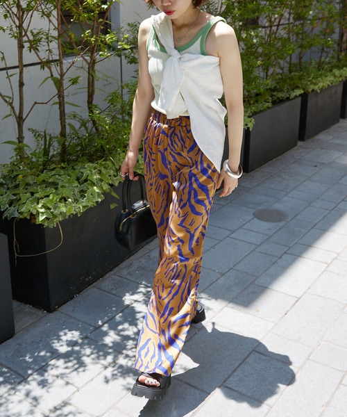 PUBLUX(パブリュクス)の「【PUBLUX/パブリュクス】 アニマル柄プリントパンツ(その他パンツ・レディース・オレンジ系その他/ゼブラ・フリ-)」の22枚目の写真