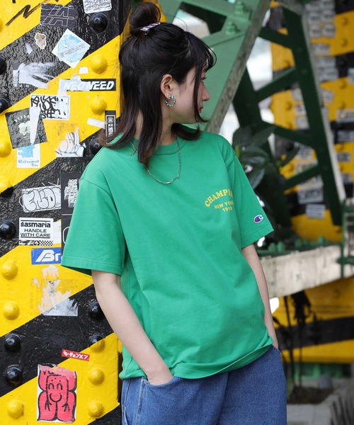 Champion（チャンピオン）の「【Champion】胸ロゴアーチプリントＴシャツ（Tシャツ/カットソー・レディース・ホワイト/グリーン・L/M）」の13枚目の写真