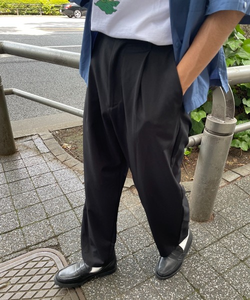 CIAOPANIC（チャオパニック）の「ワンタックイージーパンツ / one tuck easy pants（スラックス・メンズ・ブラック/ブルー/グリーン・MEDIUM/LARGE）」の2枚目の写真