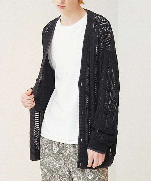 ABAHOUSE（アバハウス）の「ハイツイストコットン スカシアミ オーバーサイズ カーディガン（カーディガン/ボレロ・メンズ・ブラック/グレー/グレイッシュブルー・46/48）」の2枚目の写真