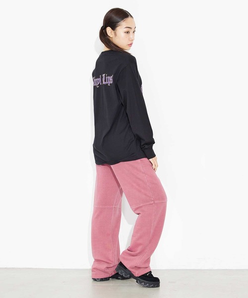 X-girl（エックスガール）の「OLD ENGLISH LOGO L/S TEE（Tシャツ/カットソー・レディース・ブラック/ホワイト/アッシュ・L/XL/M/S）」の19枚目の写真