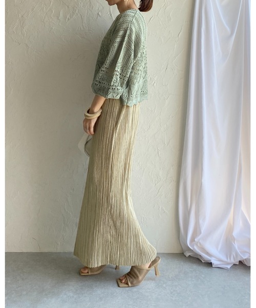 She's Closet(シーズクローゼット)の「リネンタッチ透かし編みボリュームスリーブショート丈長袖サマーニット(ニット/セーター・レディース・チャコールグレー/ベージュ/アイボリー/オリーブ・FREE)」の21枚目の写真