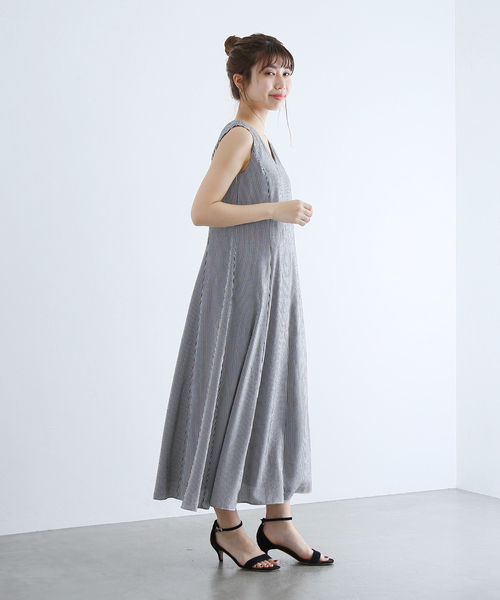 La TOTALITE（ラトータリテ）の「フレアマキシワンピース（ワンピース・レディース・チャコールグレー/ブラック/ピンク/グリーン・38/36）」の20枚目の写真