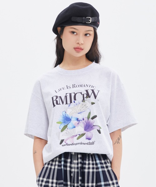ROMANTIC CROWN(ロマンティッククラウン)の「【ROMANTIC CROWN】PASTEL LILY TEE / ロマンティッククラウン パステル リリー フラワー グラフィック Tシャツ(Tシャツ/カットソー・メンズ・ネイビー/ライトグレー/ライトイエロー・SMALL/X-LARGE/LARGE/MEDIUM)」の20枚目の写真