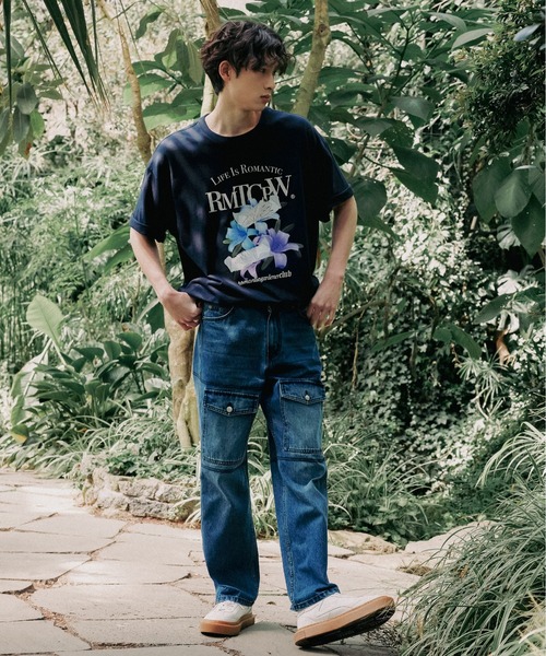 ROMANTIC CROWN(ロマンティッククラウン)の「【ROMANTIC CROWN】PASTEL LILY TEE / ロマンティッククラウン パステル リリー フラワー グラフィック Tシャツ(Tシャツ/カットソー・メンズ・ネイビー/ライトグレー/ライトイエロー・SMALL/X-LARGE/LARGE/MEDIUM)」の18枚目の写真