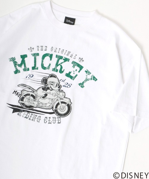 Disney(ディズニー)の「Disney/ディズニー ミッキーマウス ビッグシルエット カレッジロゴ Tシャツ(Tシャツ/カットソー・メンズ・ホワイト系その他/ホワイト系その他3/イエロー/ホワイト系その他2/パープル/ブラック系その他/スミクロ/ホワイト・L/M)」の4枚目の写真