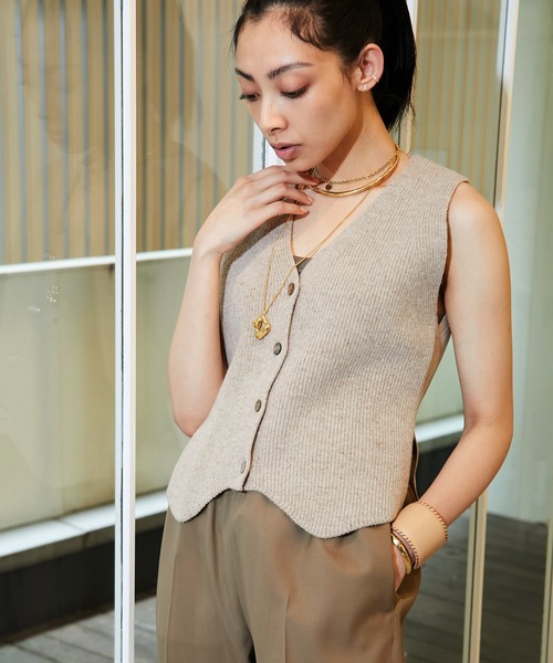 Whim Gazette（ウィムガゼット）の「【GEMINI】ニットベスト（ベスト・レディース・ライトグレー/ベージュ・FREE）」の20枚目の写真