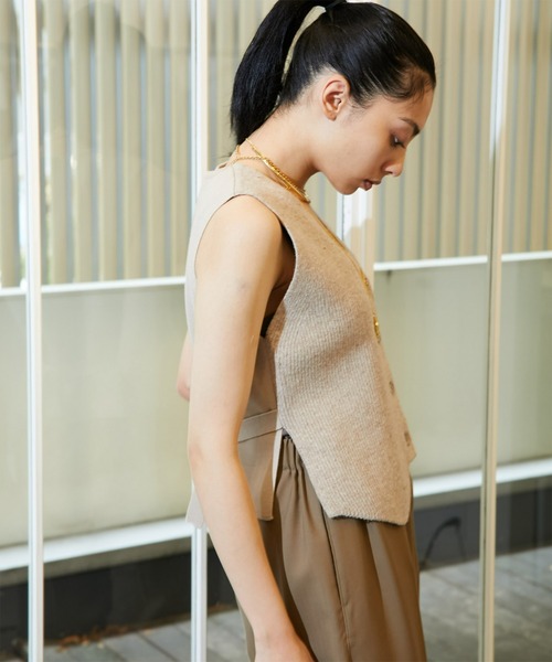 Whim Gazette（ウィムガゼット）の「【GEMINI】ニットベスト（ベスト・レディース・ライトグレー/ベージュ・FREE）」の21枚目の写真