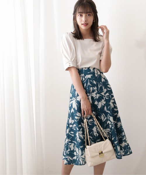 PROPORTION BODY DRESSING(プロポーションボディドレッシング)の「サマーフラワーフレアスカート / 1212220708(スカート・レディース・ホワイト系その他/ブラック/グリーン・SMALL/MEDIUM)」の3枚目の写真