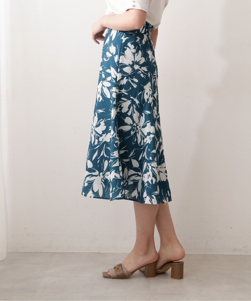 PROPORTION BODY DRESSING(プロポーションボディドレッシング)の「サマーフラワーフレアスカート / 1212220708(スカート・レディース・ホワイト系その他/ブラック/グリーン・SMALL/MEDIUM)」の13枚目の写真