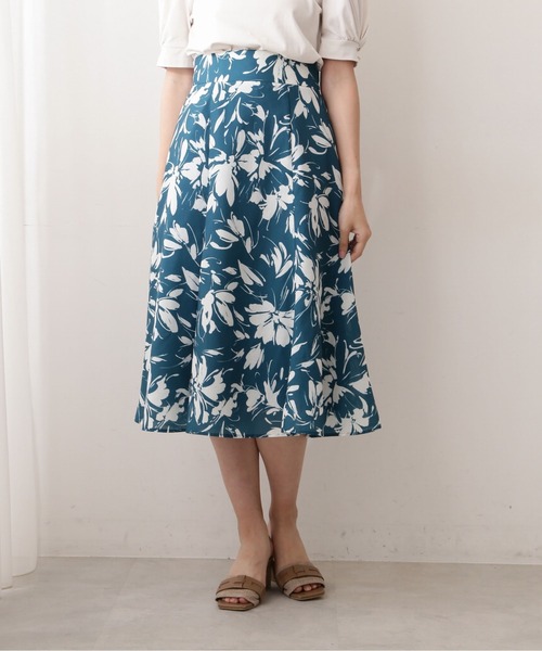 PROPORTION BODY DRESSING(プロポーションボディドレッシング)の「サマーフラワーフレアスカート / 1212220708(スカート・レディース・ホワイト系その他/ブラック/グリーン・SMALL/MEDIUM)」の14枚目の写真