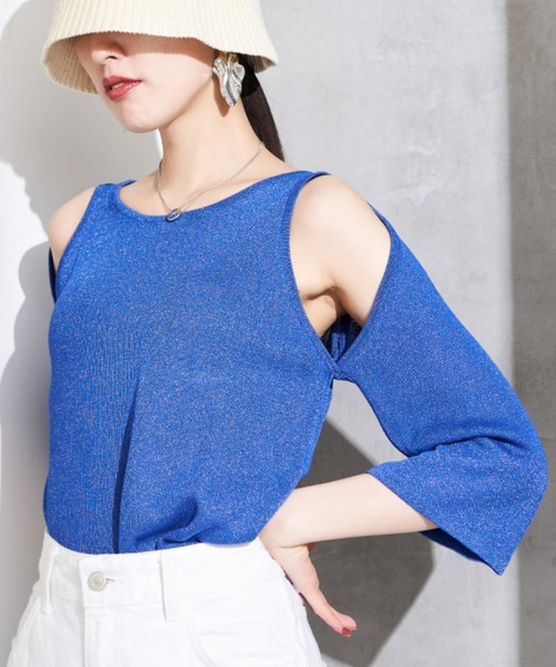 Solace（ソレイス）の「ショルダーカットオープンニットトップス（ニット/セーター・レディース・ブラック/ブルー/ナチュラル・FREE）」の4枚目の写真