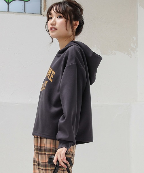 Honeys（ハニーズ）の「ゆるロゴパーカー（パーカー・レディース・杢グレー/スミクロ/イエロー×グリーン/アイボリー/ブルー・S/L/M）」の3枚目の写真