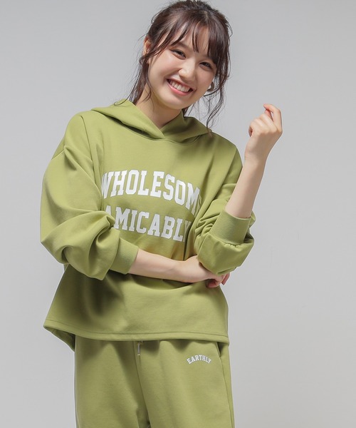 Honeys（ハニーズ）の「ゆるロゴパーカー（パーカー・レディース・杢グレー/スミクロ/イエロー×グリーン/アイボリー/ブルー・S/L/M）」の5枚目の写真