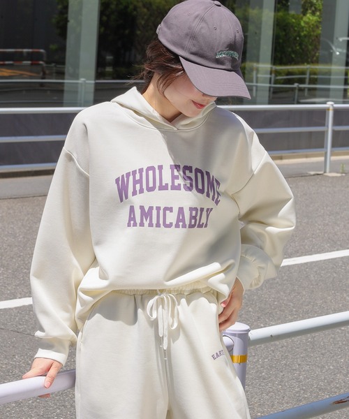 Honeys（ハニーズ）の「ゆるロゴパーカー（パーカー・レディース・杢グレー/スミクロ/イエロー×グリーン/アイボリー/ブルー・S/L/M）」の2枚目の写真