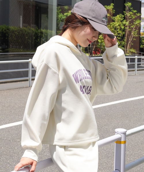 Honeys（ハニーズ）の「ゆるロゴパーカー（パーカー・レディース・杢グレー/スミクロ/イエロー×グリーン/アイボリー/ブルー・S/L/M）」の15枚目の写真