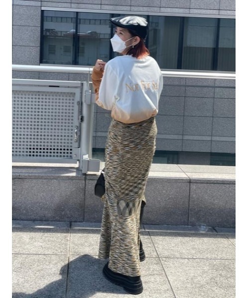 THROW by SLY（スローバイスライ）の「AOR x THROW LOGO L/S TOPS エーオーアール スロー ロゴ ロングスリーブ Tシャツ（Tシャツ/カットソー・レディース・ブラウン/グレー・FREE）」の4枚目の写真