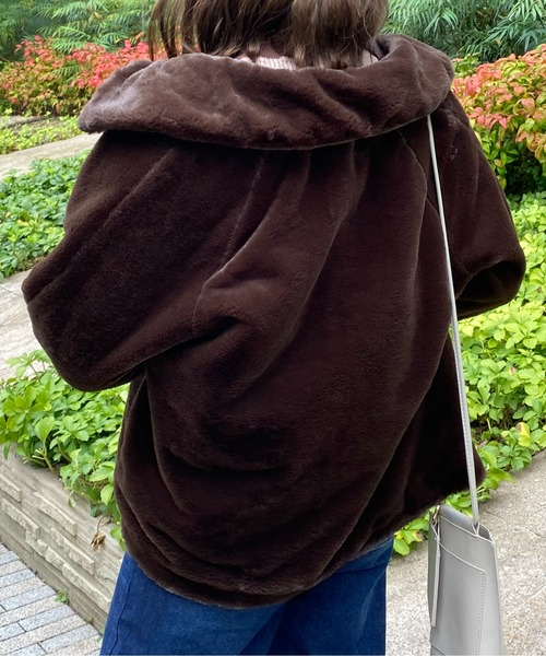 CPCM（シーピーシーエム）の「襟付きファーブルゾン（ブルゾン・レディース・ブラウン/アイボリー/グレイッシュベージュ・FREE）」の9枚目の写真