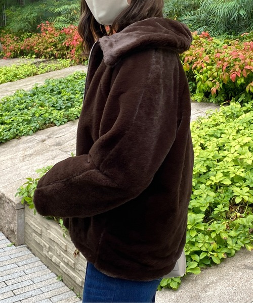 CPCM（シーピーシーエム）の「襟付きファーブルゾン（ブルゾン・レディース・ブラウン/アイボリー/グレイッシュベージュ・FREE）」の5枚目の写真