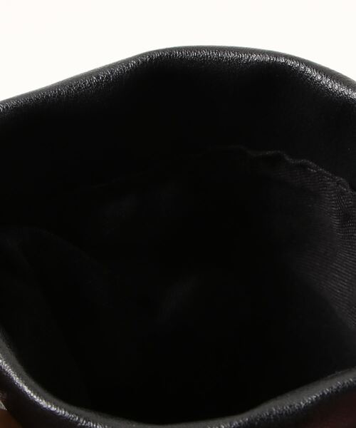 DONOBAN（ドノバン）の「【尾﨑 美紀×Donobanコラボ】パールドキュメントケース（ボディバッグ/ウエストポーチ・レディース・ブラック・ONESIZE）」の19枚目の写真