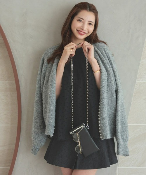 DONOBAN（ドノバン）の「【尾﨑 美紀×Donobanコラボ】パールドキュメントケース（ボディバッグ/ウエストポーチ・レディース・ブラック・ONESIZE）」の10枚目の写真