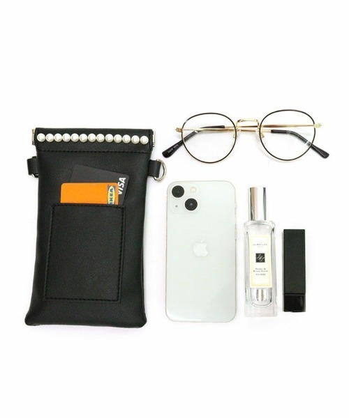 DONOBAN（ドノバン）の「【尾﨑 美紀×Donobanコラボ】パールドキュメントケース（ボディバッグ/ウエストポーチ・レディース・ブラック・ONESIZE）」の5枚目の写真