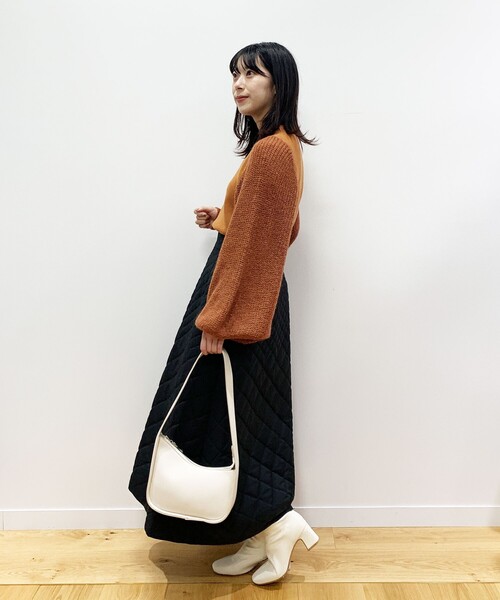 OPAQUE.CLIP（オペークドットクリップ）の「◆ウール混ボリューム袖デザインニット（ニット/セーター・レディース・ブラック/ホワイト系/オレンジ・38）」の22枚目の写真