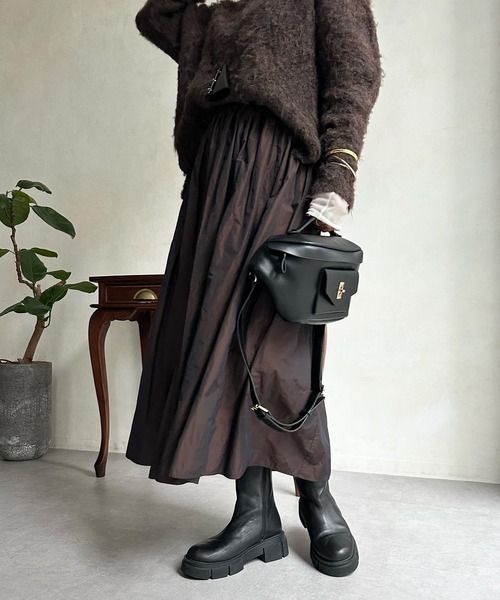 DouDou（ドゥドゥ）の「【WEB限定】タフタフレアスカート（スカート・レディース・ダークグリーン/オリーブ/ブラウン・FREE）」の2枚目の写真