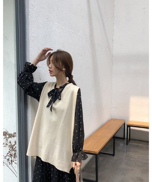 Ritzy(リッツィー)の「Vネックベスト(ベスト・レディース・ホワイト/ブラウン/グレー/ブラック・FREE)」の20枚目の写真